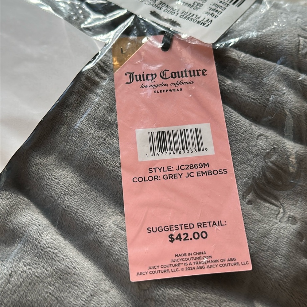 NWT JUICY COUTURE Embossed Logo Short Sleeve Velvet Fleece Lounge Set in Grey - Picture 5 of 7